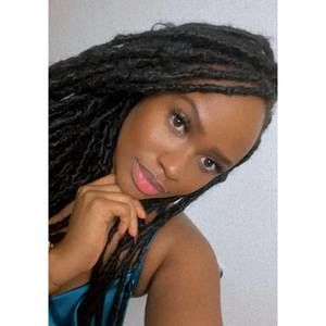 Meet your Posher, Nyra